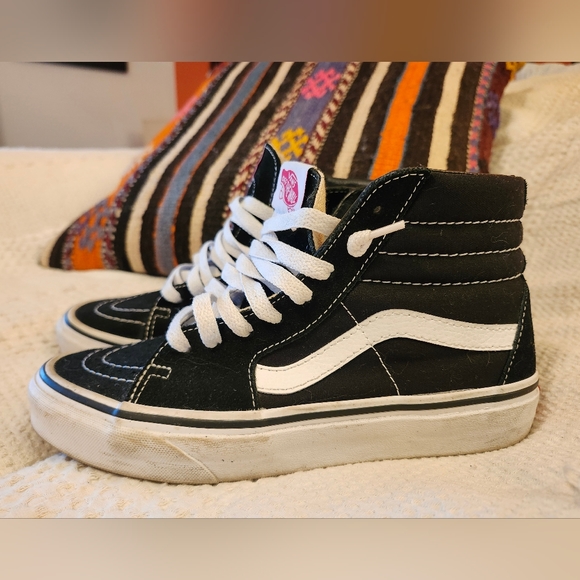 Vans, Old Skool Sk8 Hi, Size 6.5 Women's/ Size 5 Men's - Picture 8 of 8
